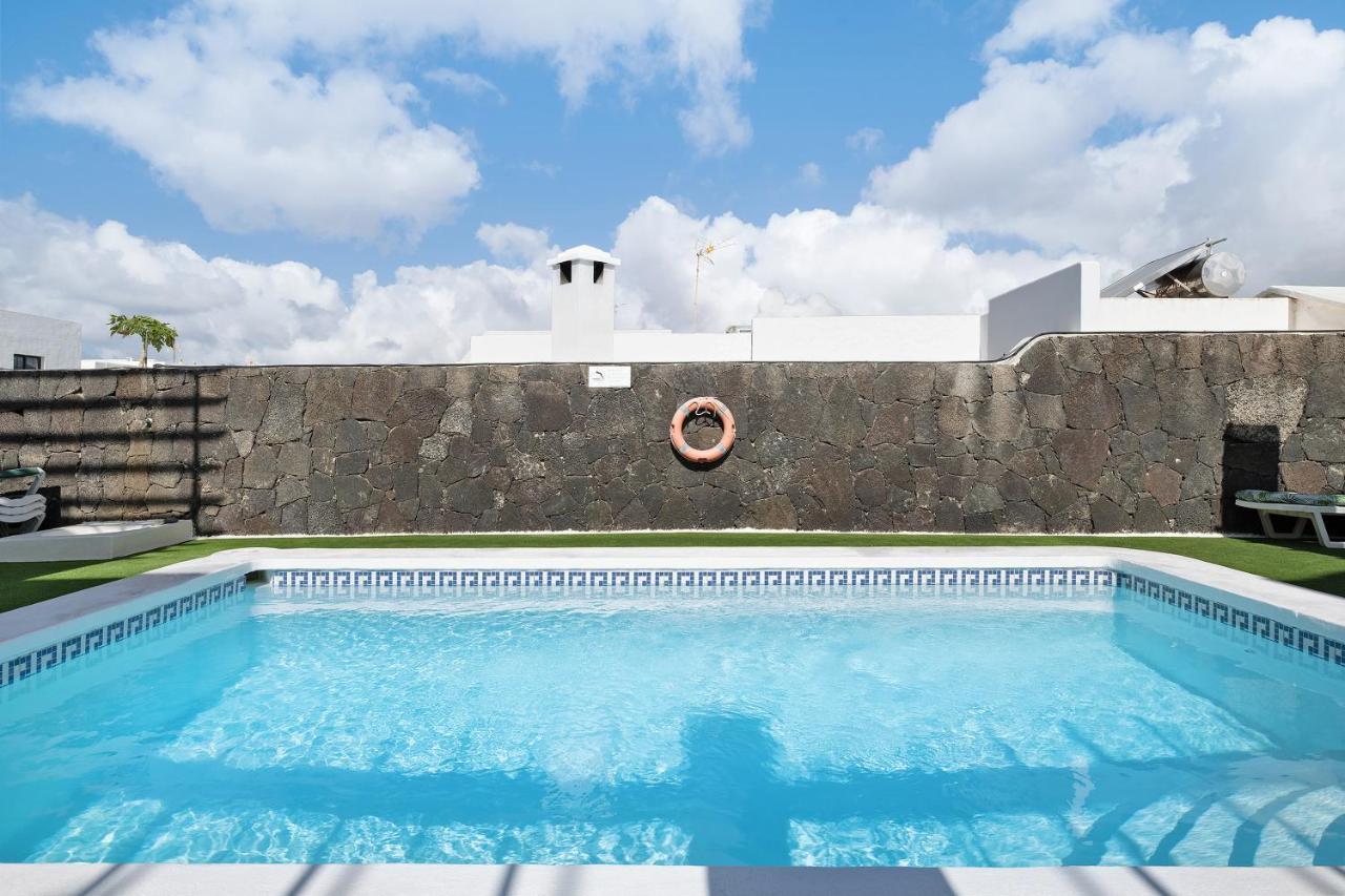 Apt 2 Las Palmeras III Lanzarote Пуерто дел Кармен Екстериор снимка
